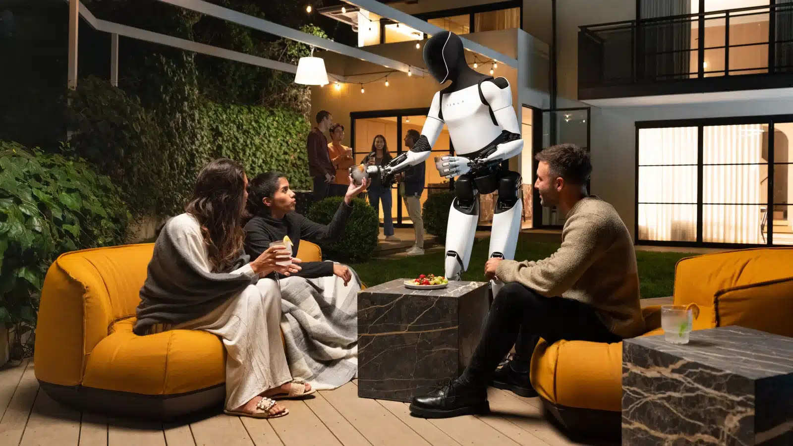 شركات السيارات التي تنتج أكثر من مجرد سيارات