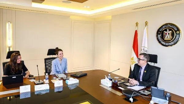 تعزيز الشراكة مع وكالة MIGA لتمويل المشروعات التنموية