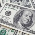 استقرار سعر الدولار مقابل الجنيه مساء اليوم