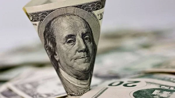 استقرار سعر الدولار أمام الجنيه المصري عند 50.18 جنيه