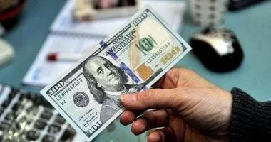 تراجع سعر الدولار أمام الجنيه المصري اليوم