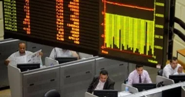 مكاسب البورصة وازدهار السياحة في مصر