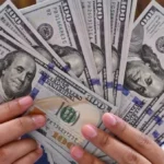 تراجع سعر الدولار في مصر بمعدل 8 قروش
