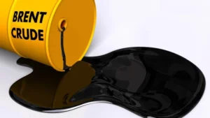 تراجع أسعار النفط إلى 77 دولارًا بإعفاء إيران من العقوبات