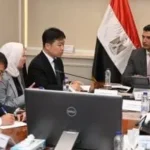 وزير الصناعة يناقش خطط سامسونج التوسعية في مصر