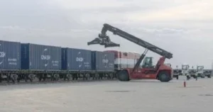 الميناء الجاف والمنطقة اللوجيستية ببرج العرب