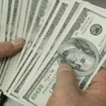 سعر الدولار اليوم 49.67 جنيه في البنوك المصرية
