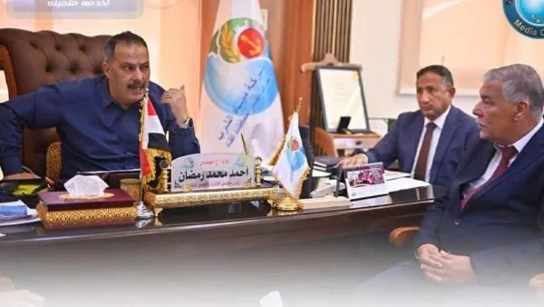 تعزيز التعاون بين مياه القناة والهيئة البترولية