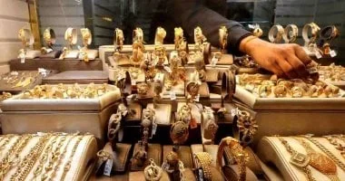12 ألف طن بضائع تتداول في موانئ البحر الأحمر