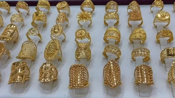 تراجع كبير في أسعار الذهب وعيار 21 بمصر