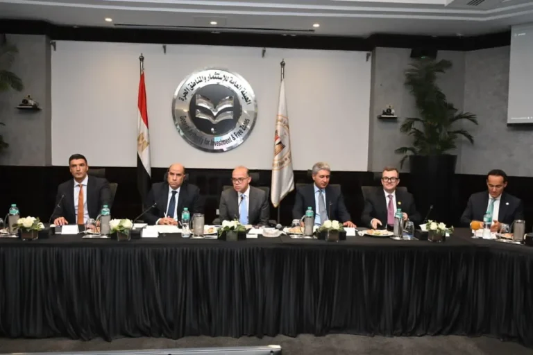 اجتماع وزاري لمناقشة خطة الاستثمار الأجنبي بمصر