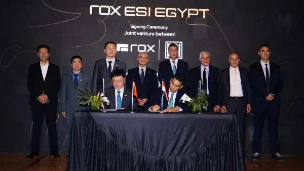 استثمار ROX العالمية في صناعة السيارات بمصر