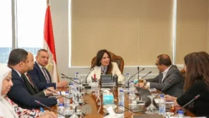 انخفاض مخزونات النفط الخام الأمريكية 7 ملايين برميل