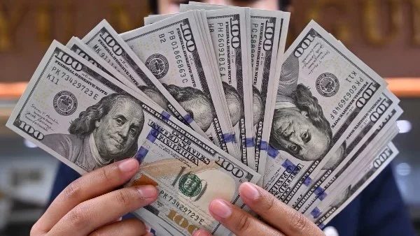أسعار الدولار والعملات الأجنبية مقابل الجنيه اليوم