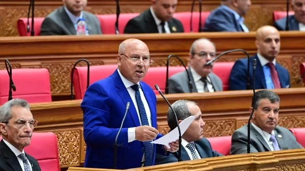 مسؤولية سداد 14 مليار يورو في مشروع النقل