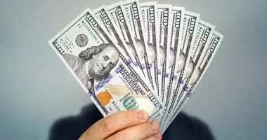 تراجع سعر الدولار أمام الجنيه المصري