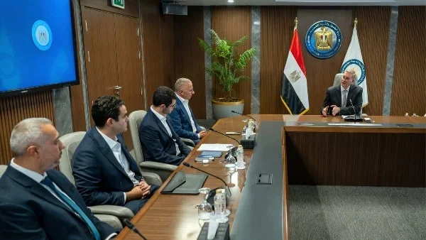 مشروع فوسفات في العين السخنة يعزز الشراكة مع القطاع الخاص