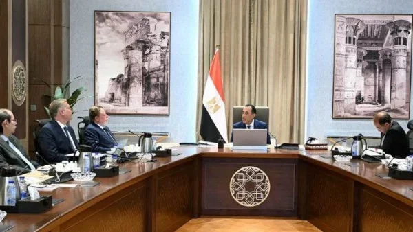 جهود الحكومة لزيادة المخزون الاستراتيجي من المنتجات البترولية