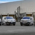 ستيلانتس تسجل زيادة 10% في شحنات السيارات بالربع الثاني