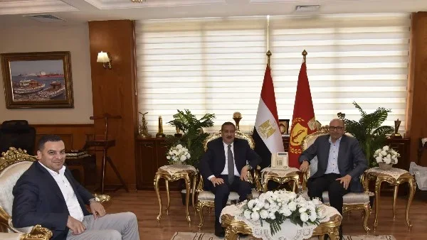 تعزيز النشاط الاستثماري في بورسعيد