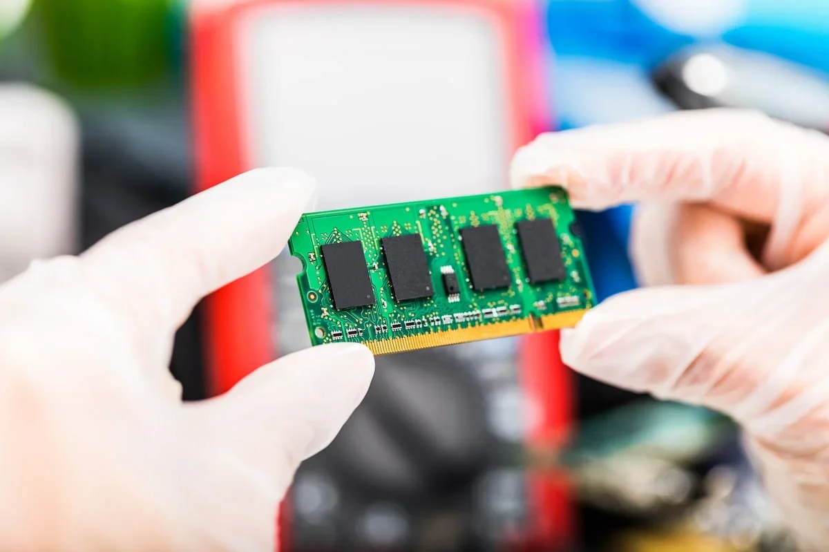 SK Hynix تدخل السوق الأمريكية لتعزيز مخزونها