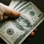 عائدات استثمار 2000 دولار في Ares Capital حتى 2030