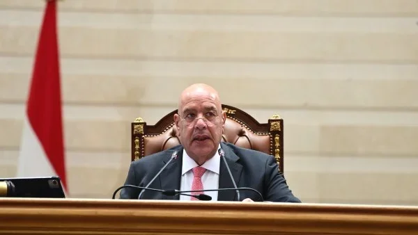 موافقة النواب على قانونين للبحث عن البترول والغاز