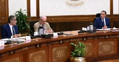 مدبولي يتابع تسوية مديونية المؤسسات الصحفية القومية