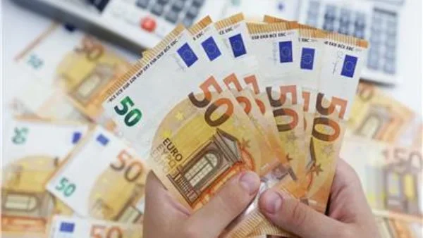 انخفاض سعر اليورو أمام الجنيه المصري