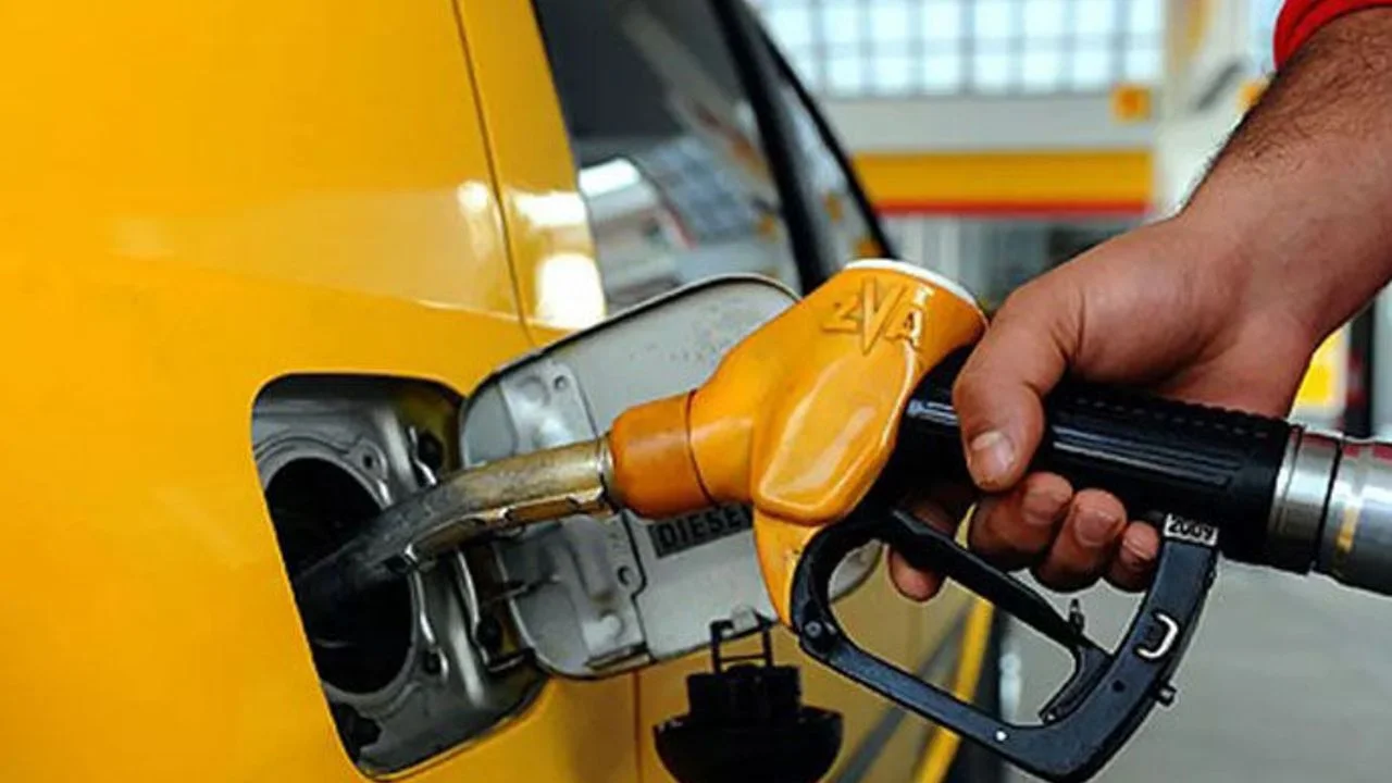 تراجع أسعار الوقود في ظل انخفاض التوترات العالمية