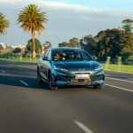 BYD تدرس السيارة الكهربائية Seal 6 الجديدة