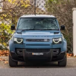 مراجعة 2026 لاند روفر ديفندر 110 V8: القوة والفخامة