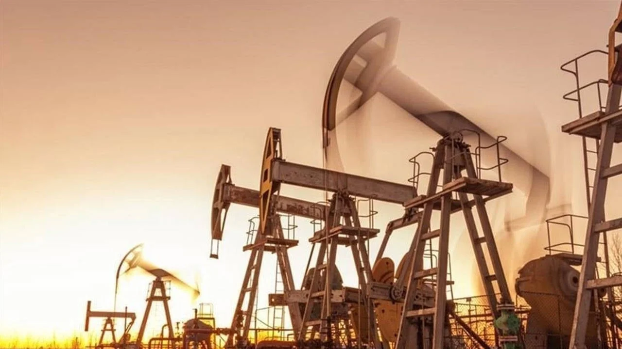 انخفاض أسعار النفط بسبب التوترات الدبلوماسية