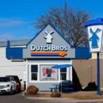 توقعات بارتفاع قيمة أسهم Dutch Bros بنهاية العقد