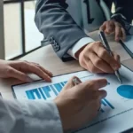 الاقتداء بقرارات البنوك المركزية العالمية