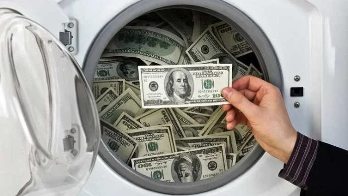 حبس 6 أشخاص بتهم الاتجار بالعملات الأجنبية