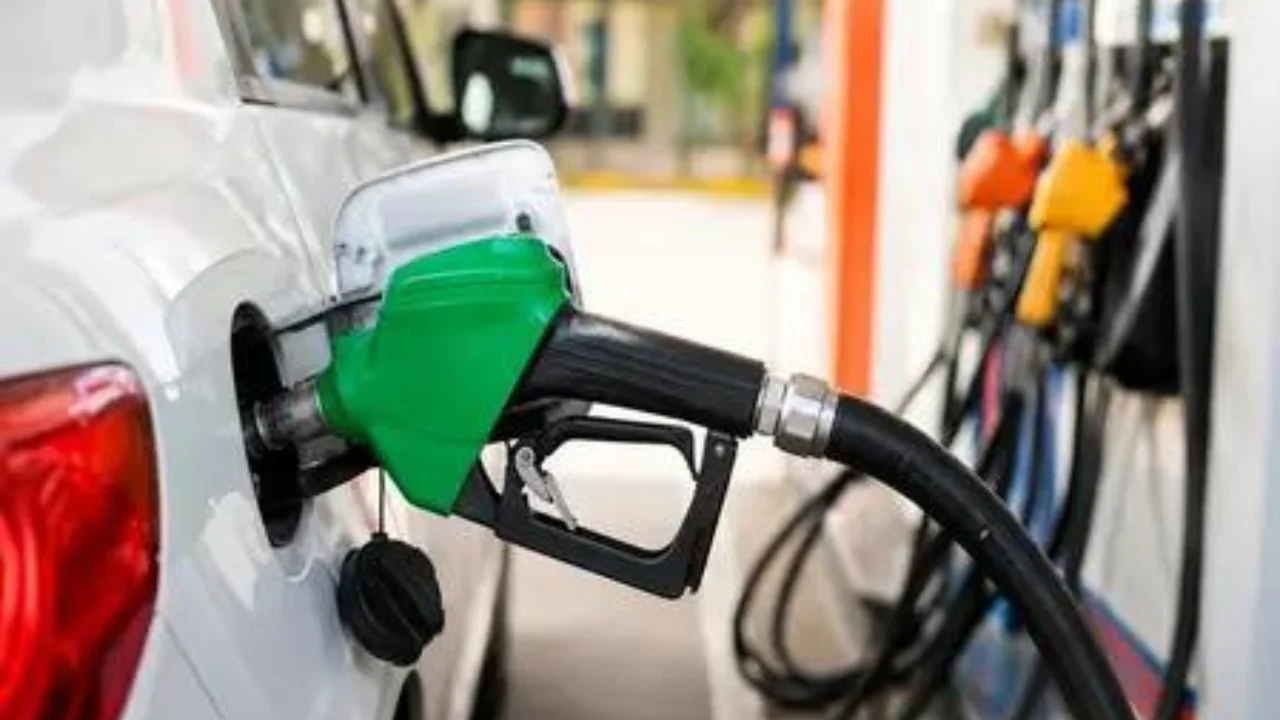 استخدام بنزين E20 وتأثيره على مطالبات التأمين