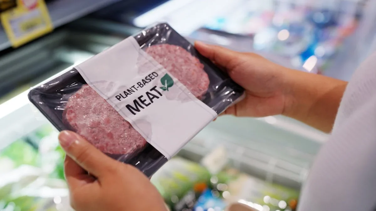 تراجع سهم Beyond Meat: فرصة استثمارية أم خطر حقيقي؟