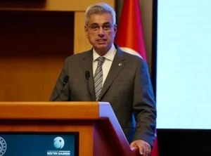 وزير الصحة يلتقي بمرشحي الكماكام