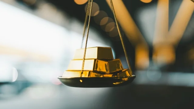أسعار الذهب تتجه للاستقرار قبل قرار الفيدرالي الأمريكي
