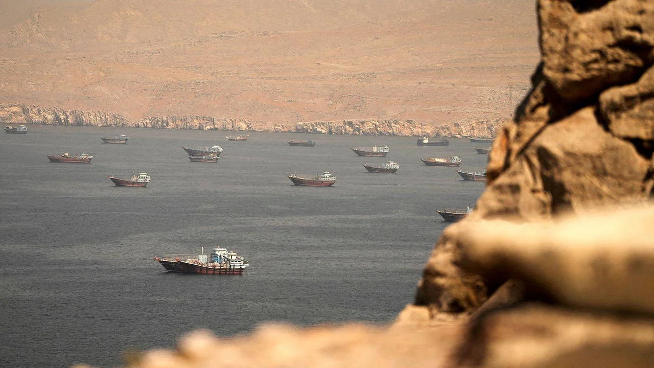 فشل خطة عمان لإدارة مضيق هرمز
