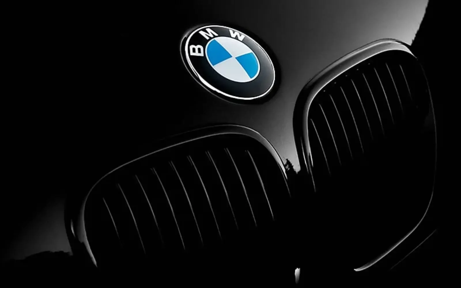 BMW تخطط لتقليص 8,000 وظيفة بحلول نهاية 2027