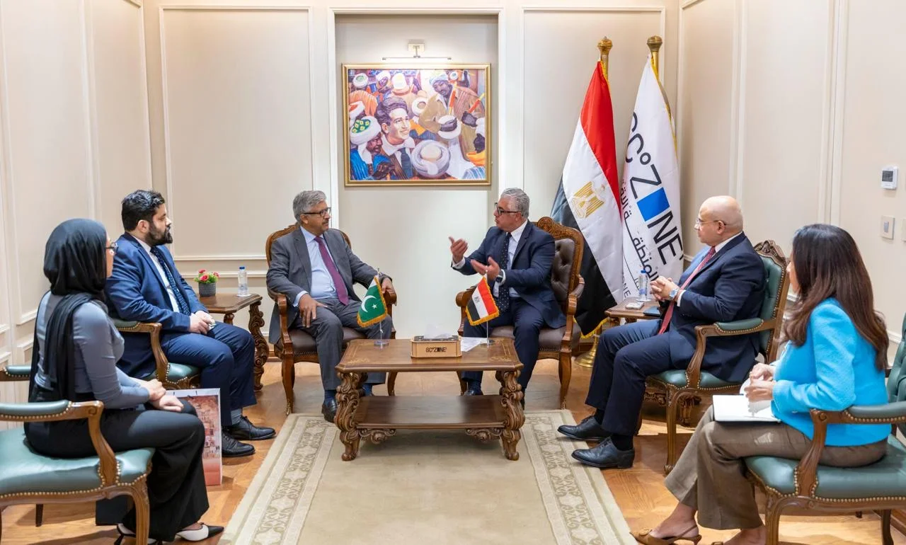 تعزيز الاستثمارات بين مصر وباكستان