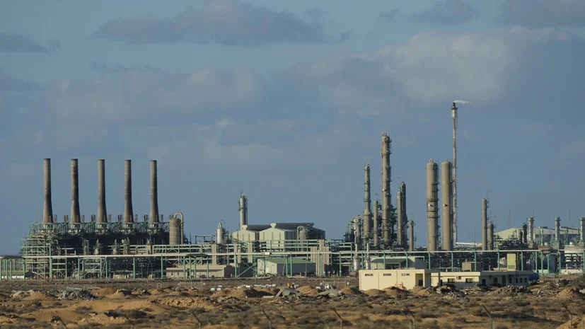 ليبيا تدعو روسيا لاستثمار في قطاع الطاقة