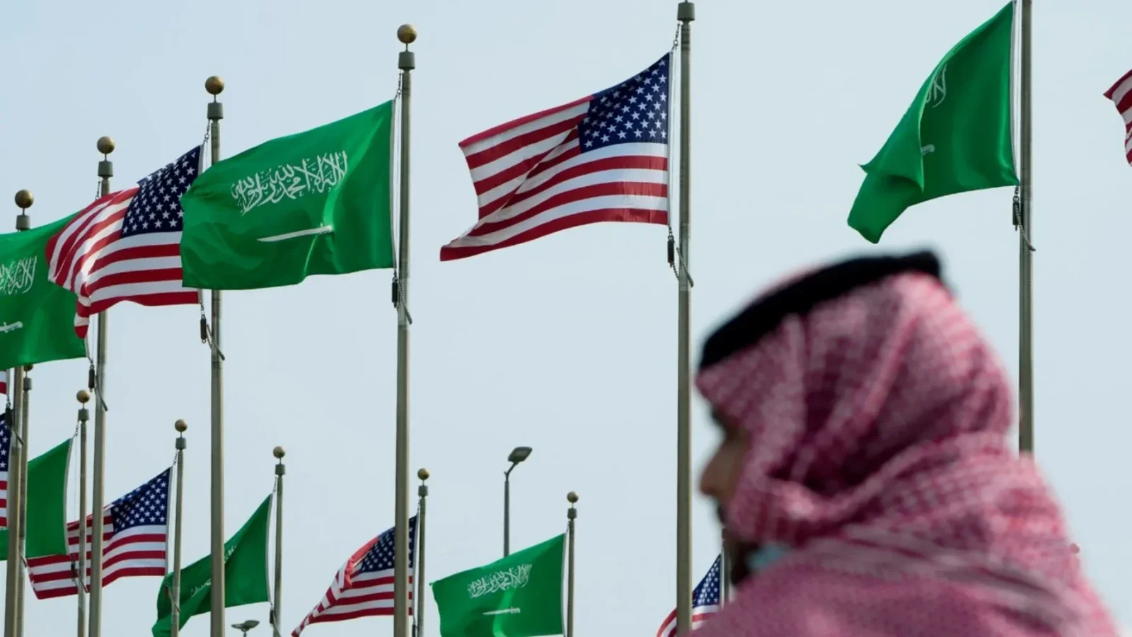 تصعيد ملحوظ في الشرق الأوسط: السعودية تقصف أهدافاً في العراق