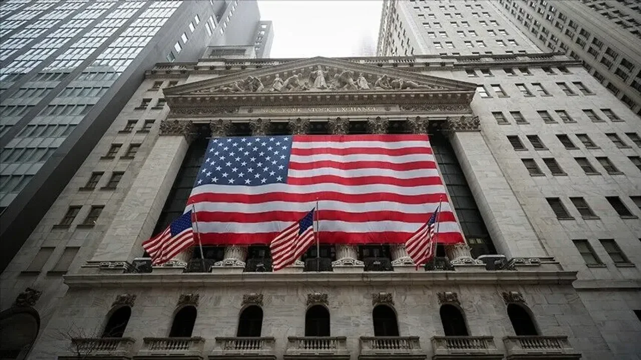 ارتفاع تاريخي لعائدات السندات الأمريكية