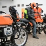 ازدهار الدراجات الكهربائية في كينيا يواجه تحديات البطاريات