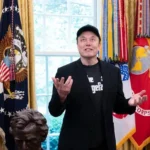 تكهنات حول اندماج SpaceX وTesla