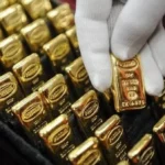 نصائح خبراء الاقتصاد حول شراء الذهب
