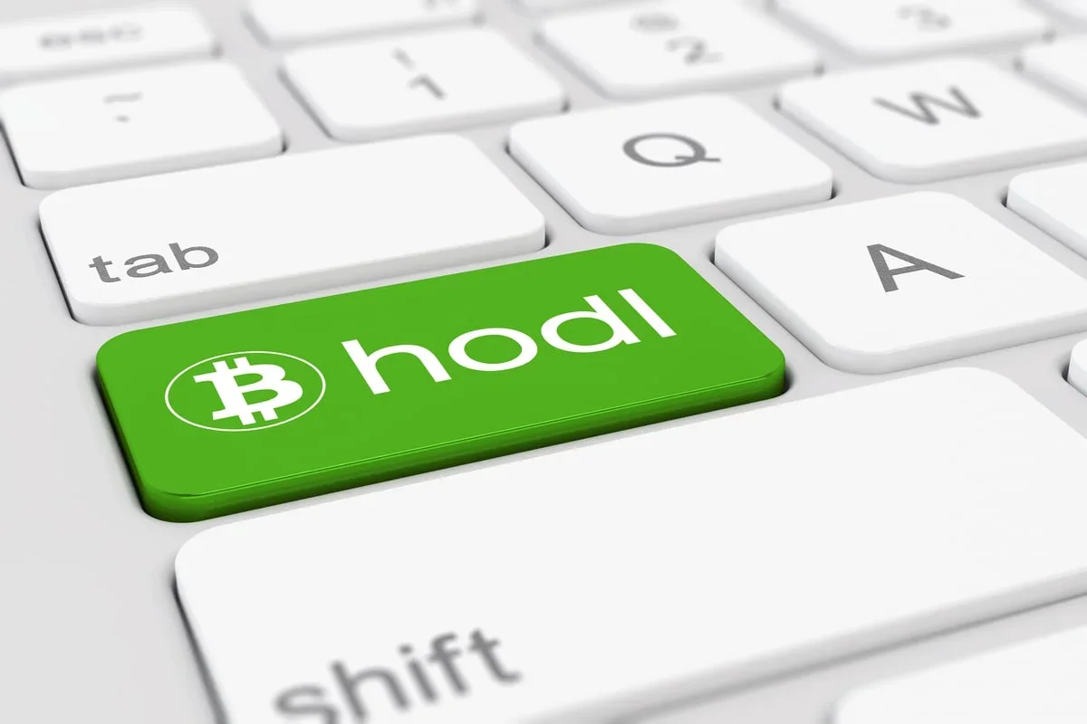 استثمار 10,000 دولار في بيتكوين: عوائد مدهشة